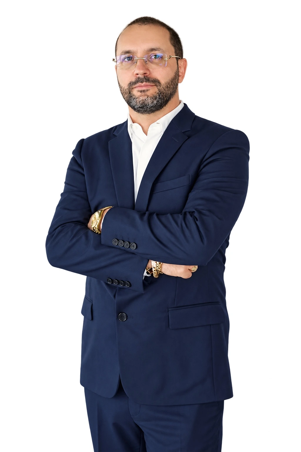 Gabriel Nicolaev – CyGuru in a navy suit with arms crossed